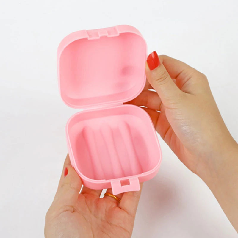 Portable Travel Soap Box Drain Box Waterproof Soap Case Sealed Soap Box Candy Color Soap Organizer for Bathroom Home Hotel