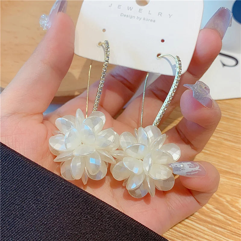 Summer Long Flower Earrings Hand-made Pearl Beaded Korean Fashion Shiny Earrings Sweet Jewelry Gifts Wholesale