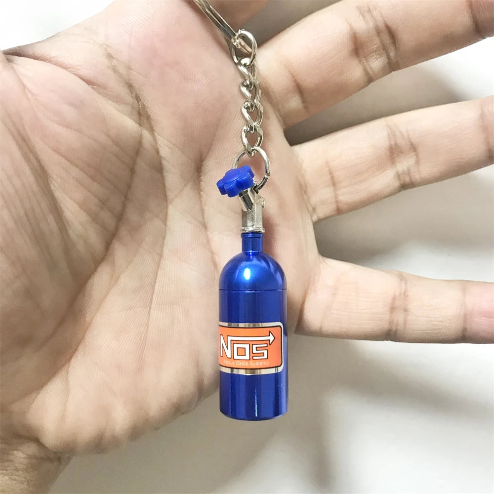 Creative NOS Turbo Nitrogen Bottle Keychain Mini Metal Auto Pendant Keyfob Vehicle Keyrings Car Motorcycle Accessory Key Holder