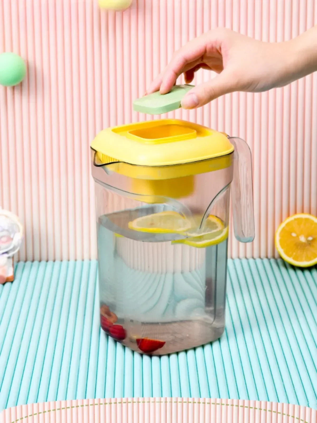 2.2L Cold Water Pot Summer Refrigerator Large Capacity Transparent Drink Bucket Cold Resistant Easy To Clean Plastic Water Jug