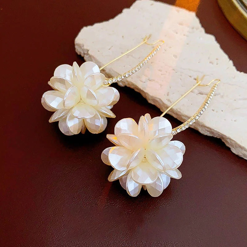 Summer Long Flower Earrings Hand-made Pearl Beaded Korean Fashion Shiny Earrings Sweet Jewelry Gifts Wholesale