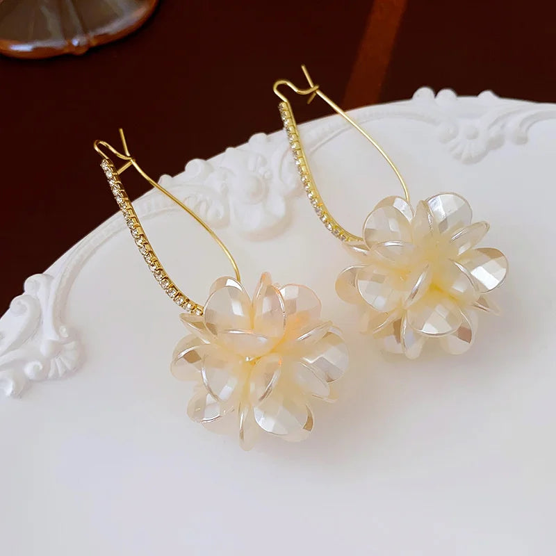 Summer Long Flower Earrings Hand-made Pearl Beaded Korean Fashion Shiny Earrings Sweet Jewelry Gifts Wholesale